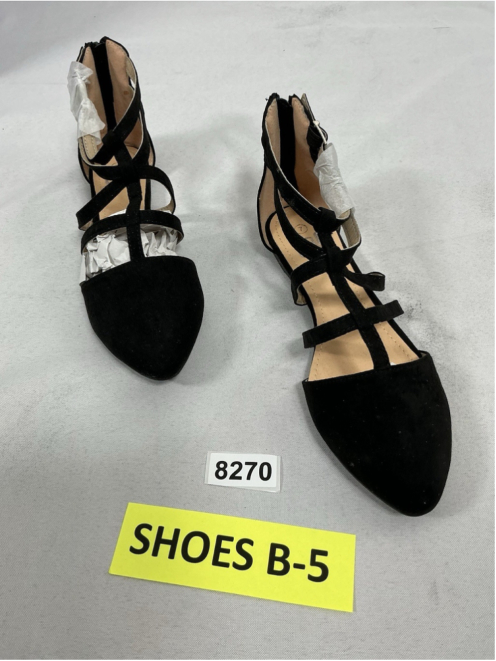Womans New Betani Abela Dressy Strappy Ballet Flats Size 7 Black Back Zip